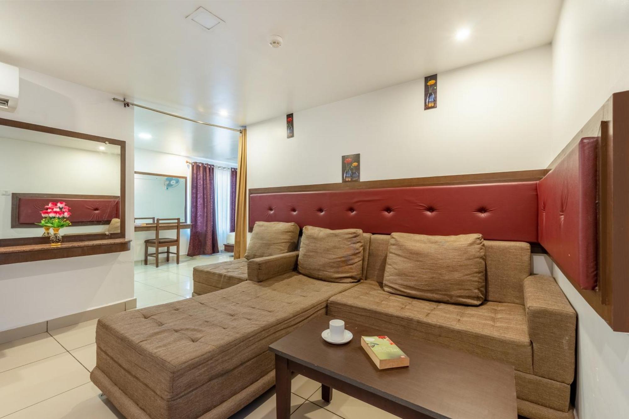 Treebo South Avenue, 700 Mts From Promenade Beach Pondicherry Ngoại thất bức ảnh